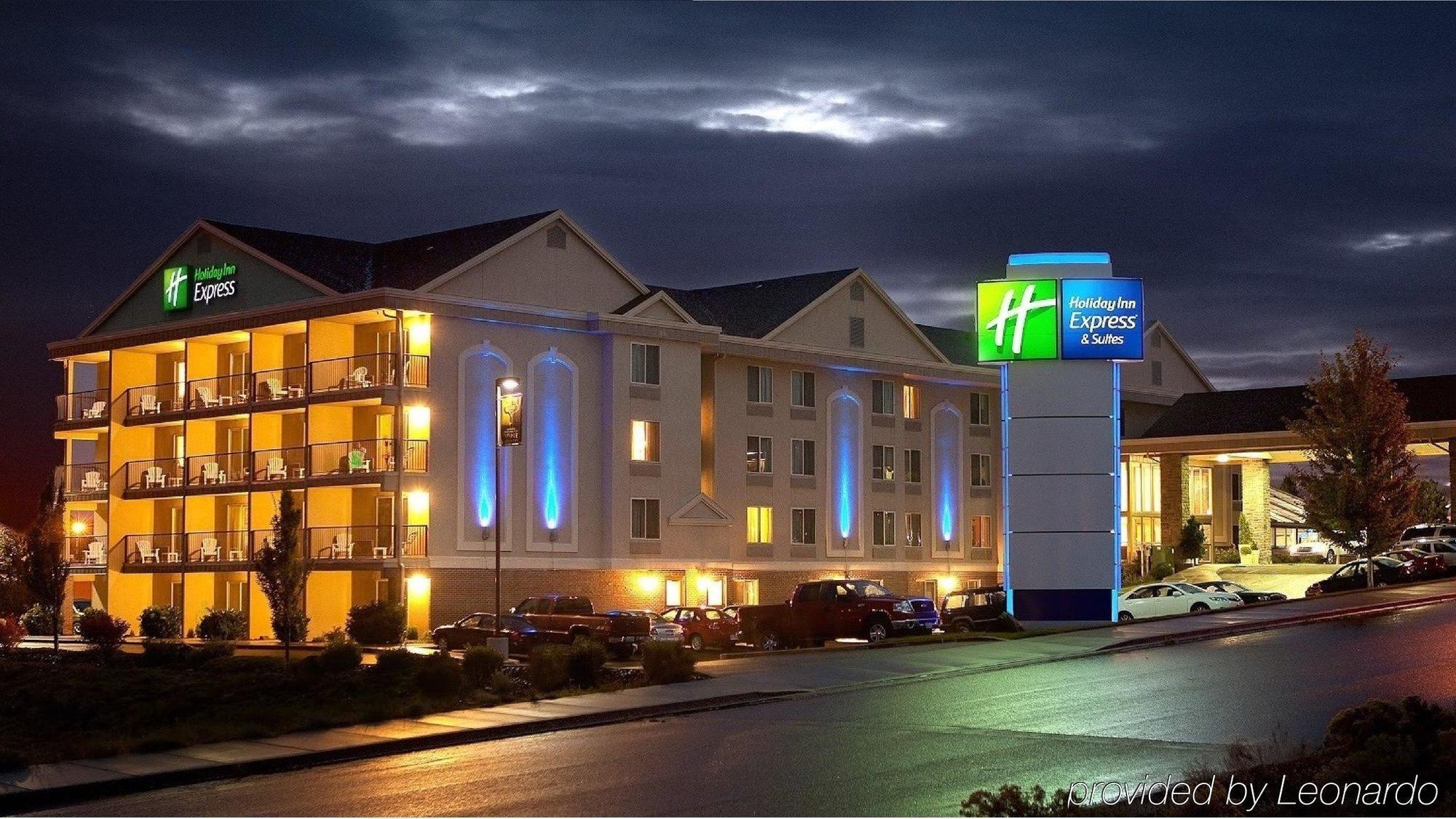 Holiday Inn Express Hotel & Suites Richland Eksteriør billede